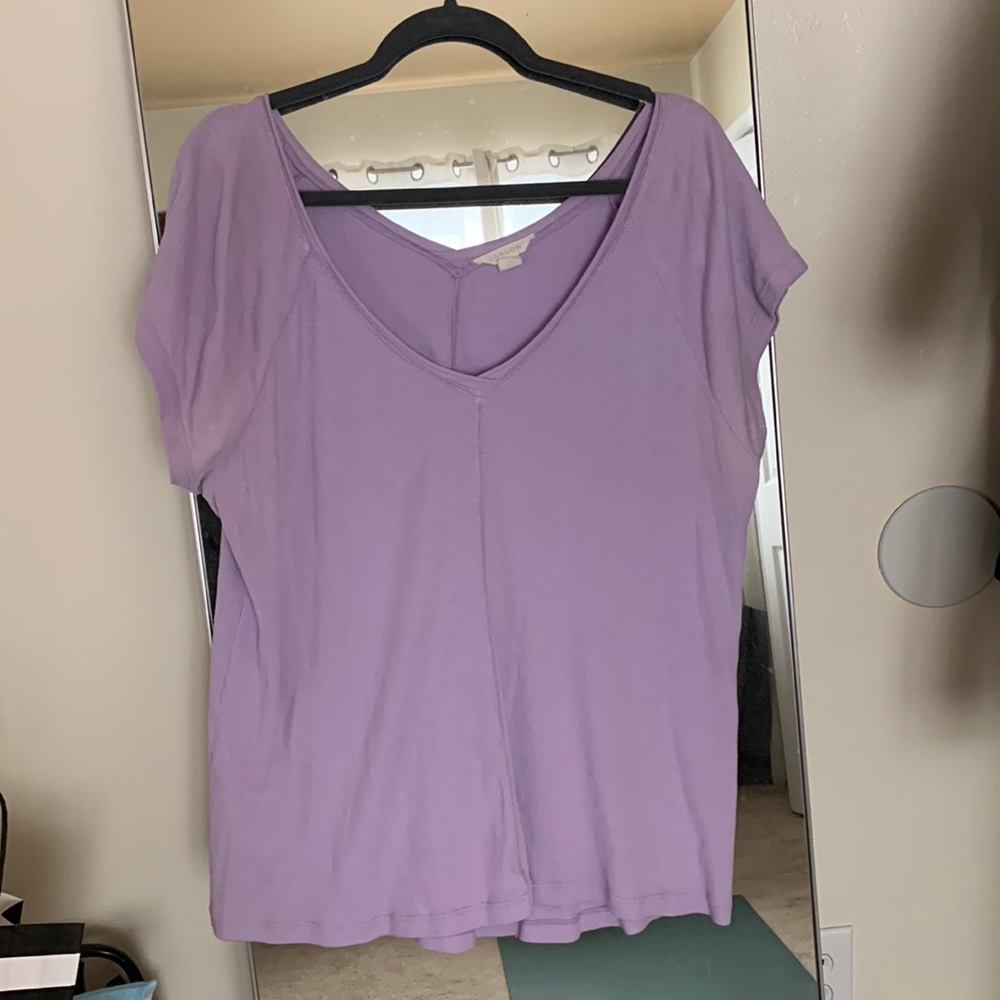 Purple Ribbed V-neck Shirt